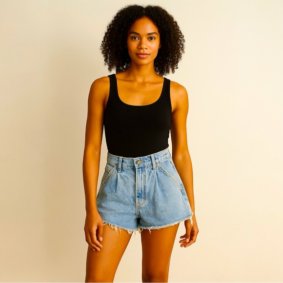 Vintage Pants - Chic by H.I.S. Vintage 1980s high-waisted denim shorts